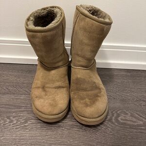 UGGS women's size 10